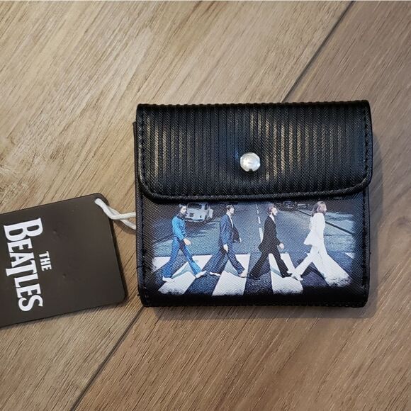 Loungefly The Beatles Abbey Road Flap Wallet NWT - Picture 8 of 10